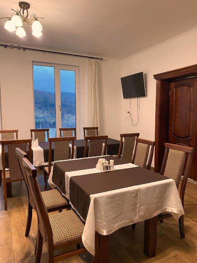 Forrest Hotel Bukovel Bagian luar foto