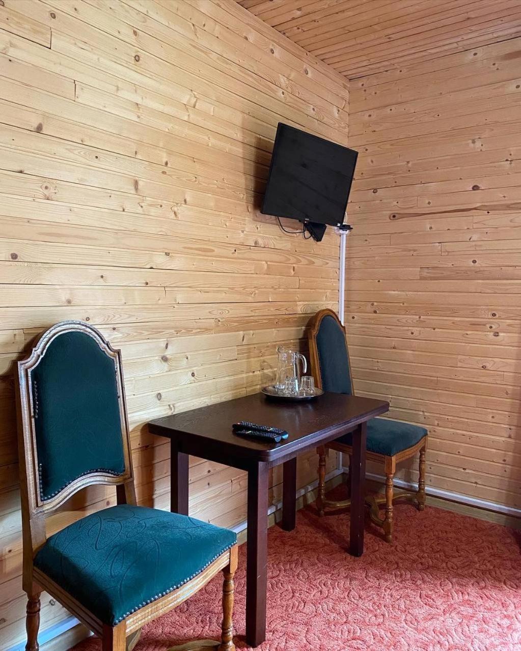 Forrest Hotel Bukovel Bagian luar foto