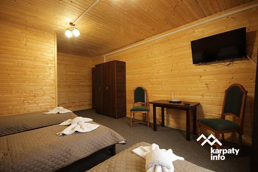 Forrest Hotel Bukovel Bagian luar foto